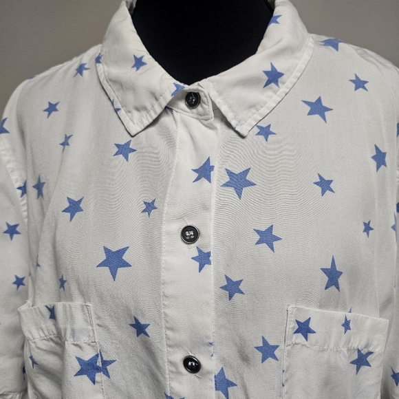 White Blue Stars Patriotic Short Sleeve Button Up Preppy America USA Breathable - Picture 2 of 6